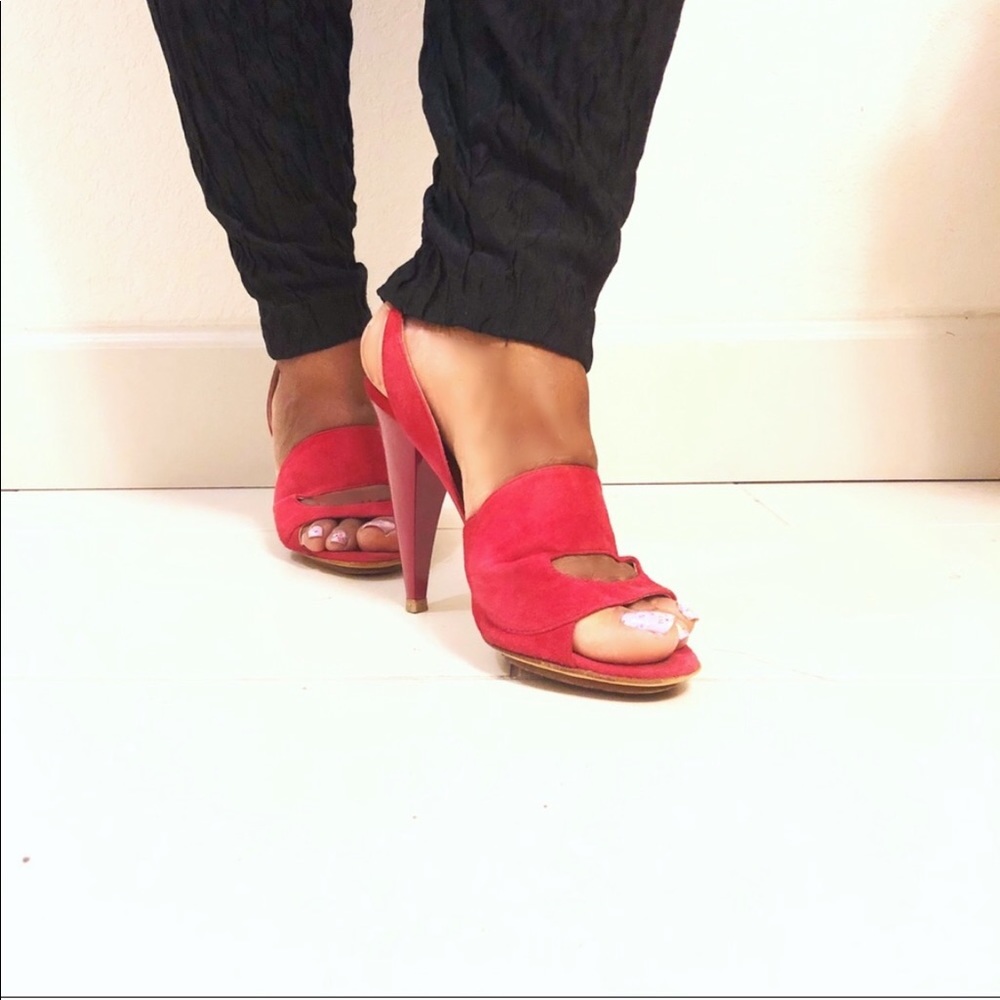 Alberta Ferreti Magenta Pink Suede Slingback heels